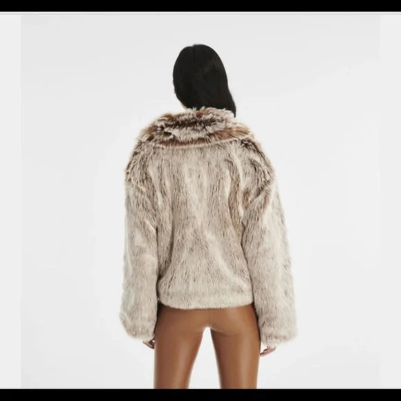 NEW With Tags- UGG KALI FAUX FUR JACKET - Picture 2 of 12